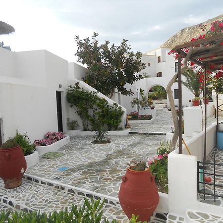 Villa Ostria Kamári Exteriör bild