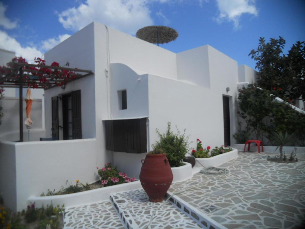 Villa Ostria Kamári Rum bild